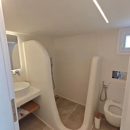 Empyreal Blue * Mykonos Town